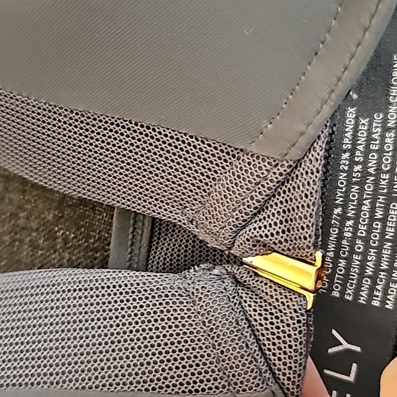 Lively sz 36 C gray front closure bra wireless WL80 - Picture 2 of 6